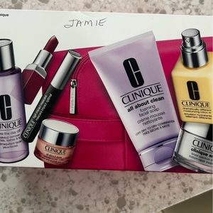 Best of Clinique makeup, moisturizer and cleaning set